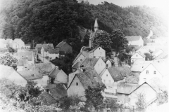 Blick auf Steeden und die Johanneskapelle um 1920