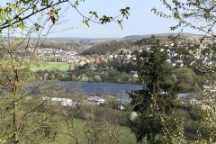 Blick vom Lahnhöhenweg Ennericher-Wald Richtung Runkel